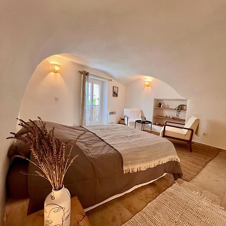 Апартаменты Coeur Du Luberon Лурмарин Экстерьер фото